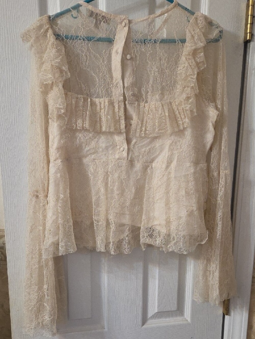 Wonderly Cream Lace Ruffle Blouse - Picture 2 of 4